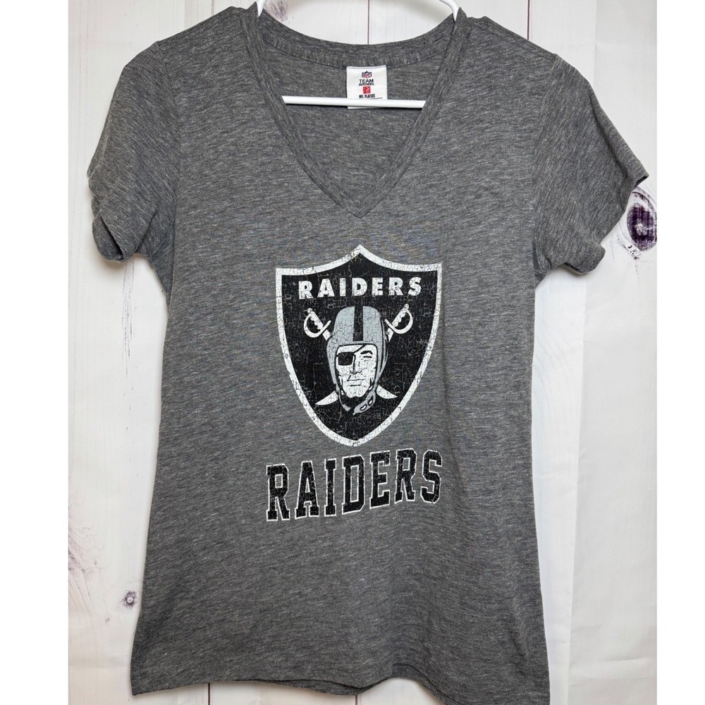 Woman's Vintage Distressed‎ McFadden #20 Raiders T-Shirt / Size Medium / Sku0039